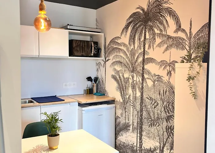 Le Clos Des Elfes * Saint-Martin-de-Londres